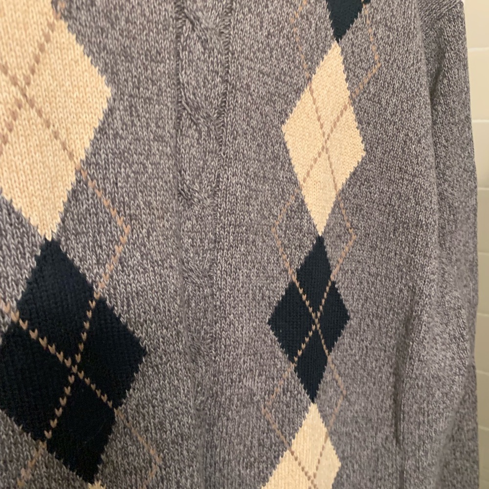 Sweater - Picture 5 of 6